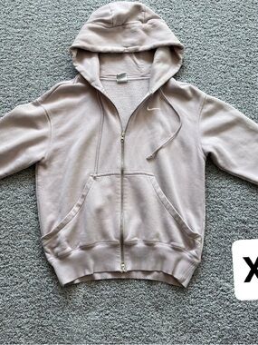 Women’s Nike oversized zip up